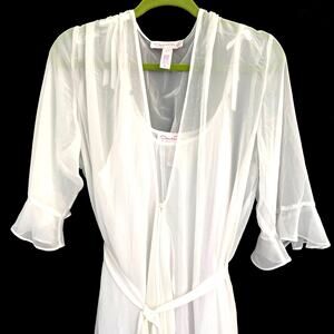 Oscar de la Renta Pink Label women’s sexy sheer chemise and robe set